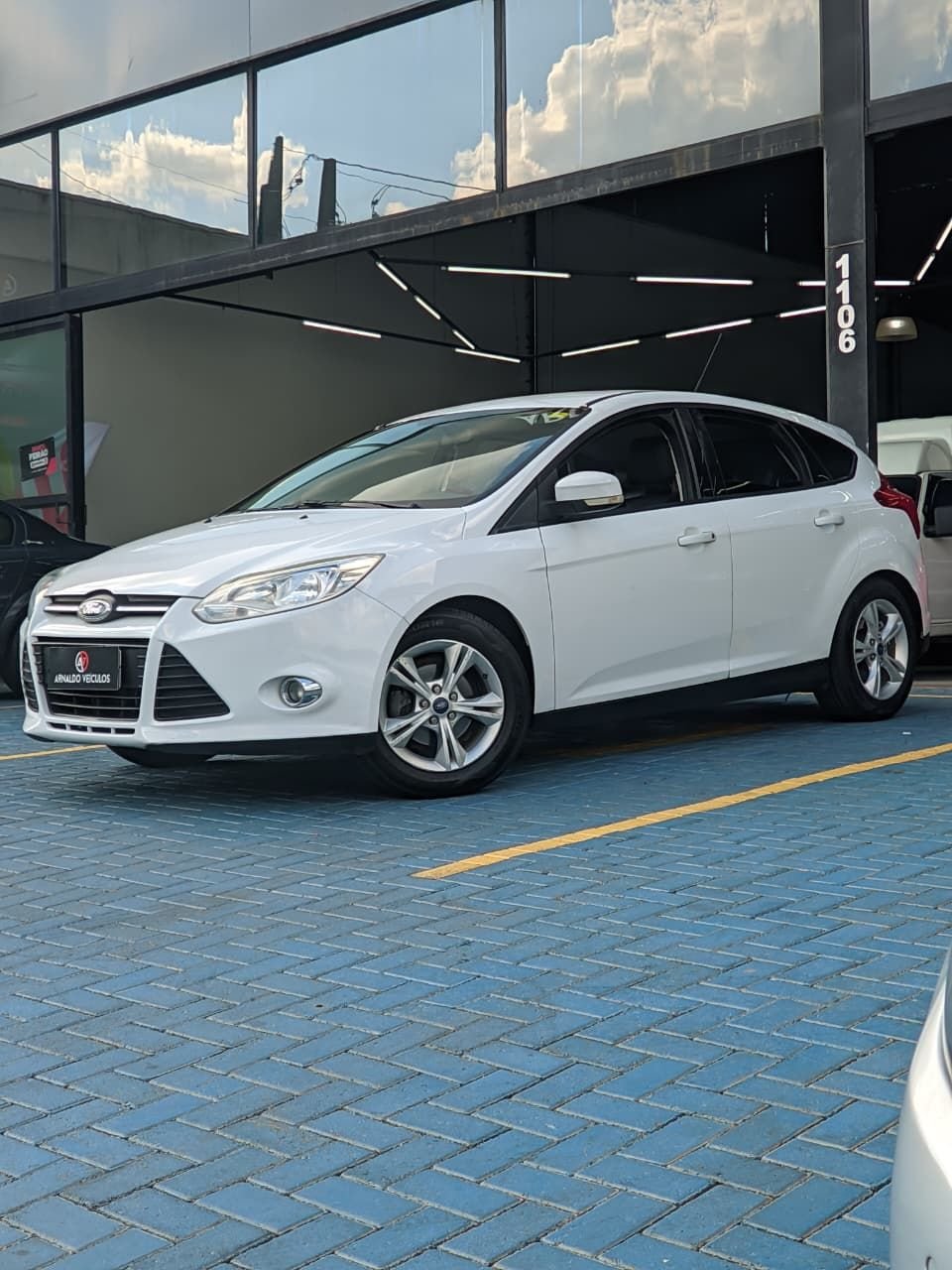 Ford Focus 1.6 S/1.6 SE Flex 16v 5p Aut na cor Branco em Campinas / SP - 1030205