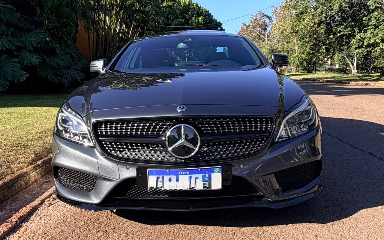 Mercedes-Benz CLS-400 3.5 V6 Bi-Turbo 333cv Aut. na cor Cinza em Curitiba / PR - 1030905