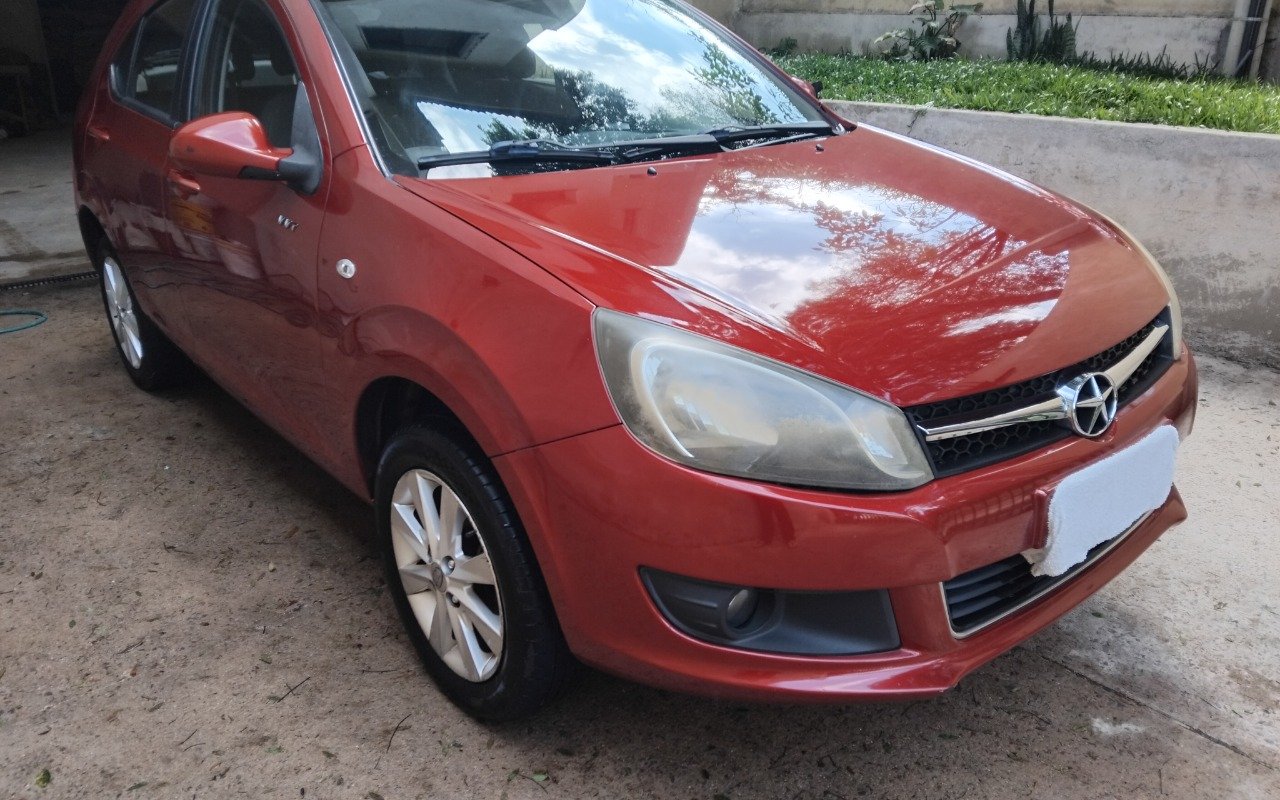 JAC J3 S 1.5 JET Flex 16V VVT 5p na cor Vermelho em Curitiba / PR - 1031582