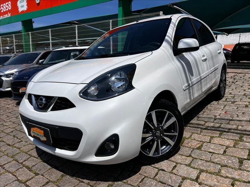 Nissan MARCH S 1.6 16V FlexStart 5p na cor Branco em Vinhedo / SP - 1031650