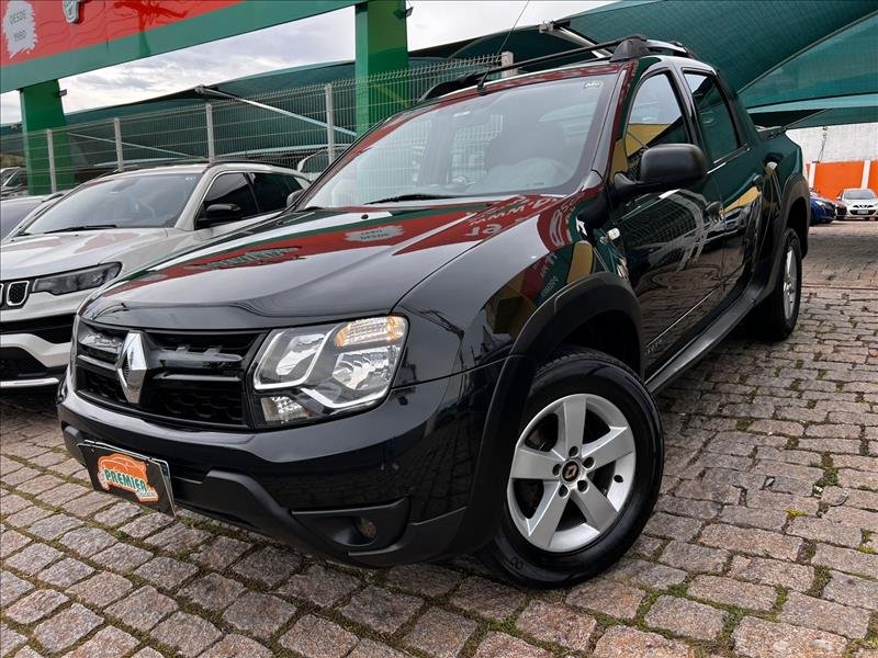 Renault Duster Oroch Expression 1.6 Flex 16V Mec na cor Preto em Vinhedo / SP - 1031660