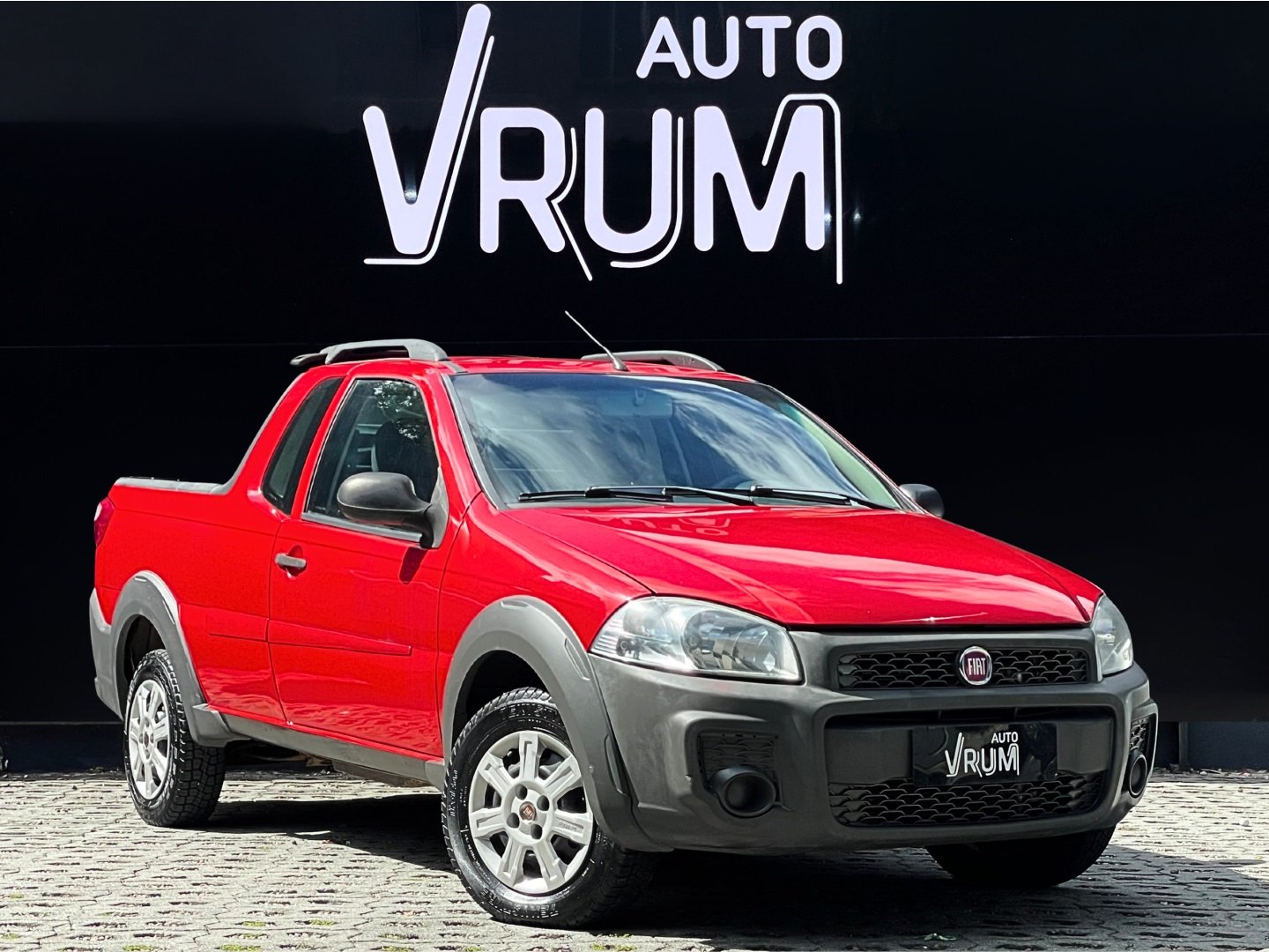 Fiat Strada Working HARD 1.4 Fire Flex 8V CD na cor Vermelho em Curitiba / PR - 1032270