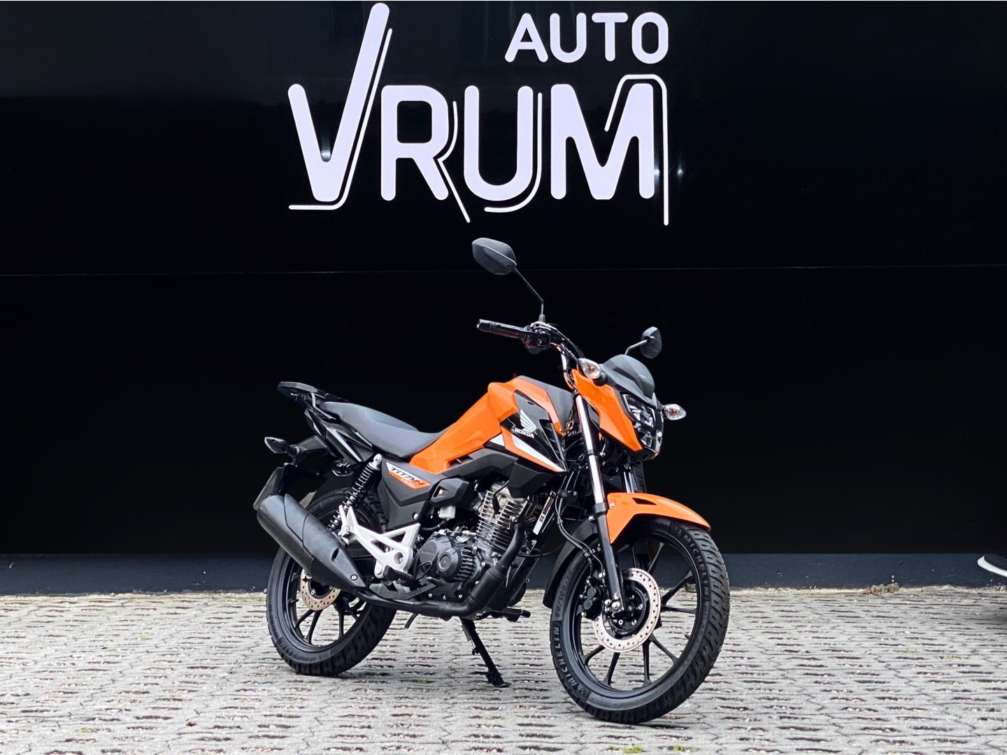Honda CG 160 TITAN  na cor Laranja em Curitiba / PR - 1032299
