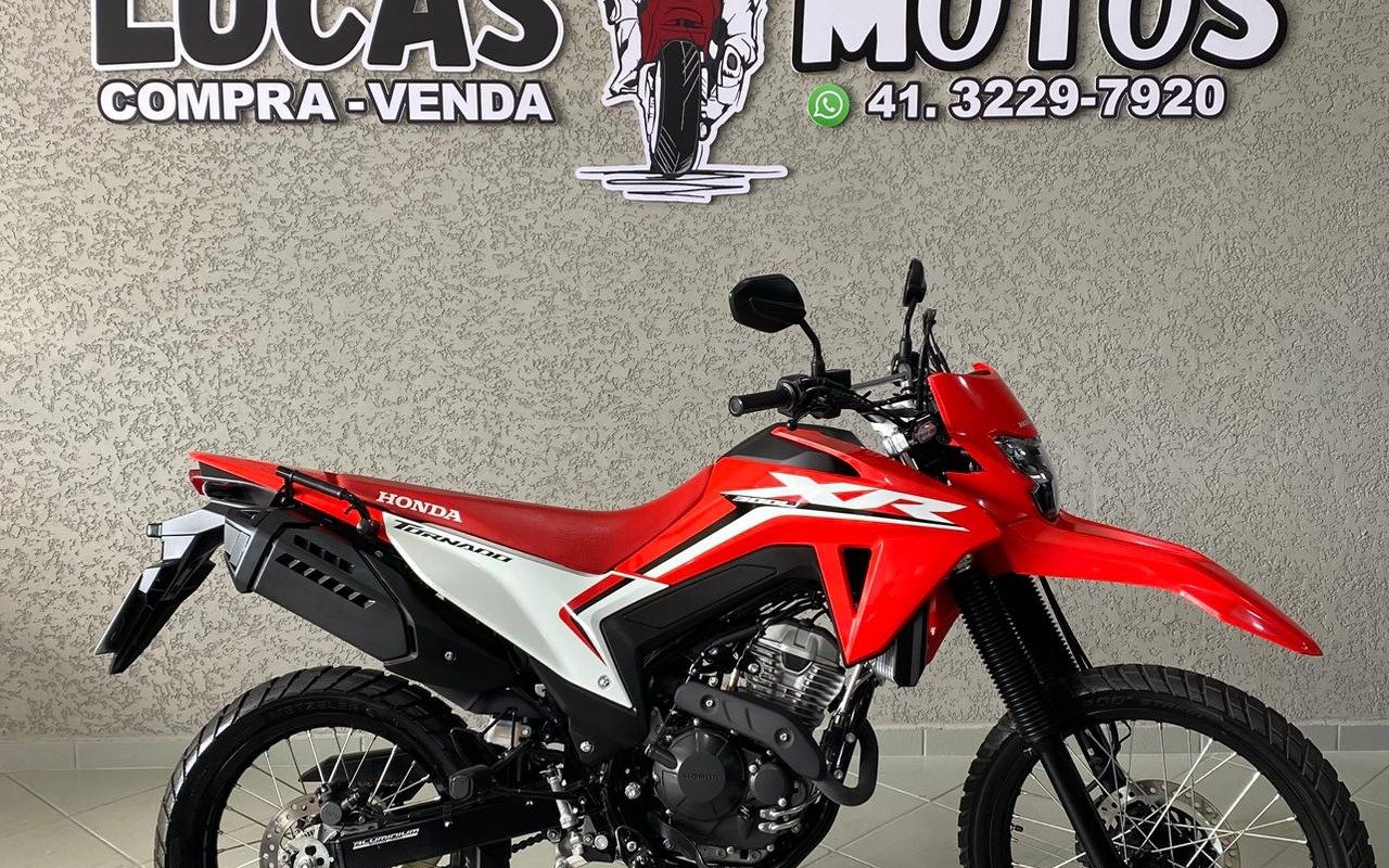 Honda XR 300L TORNADO FLEX  na cor Vermelho em Curitiba / PR - 1035627