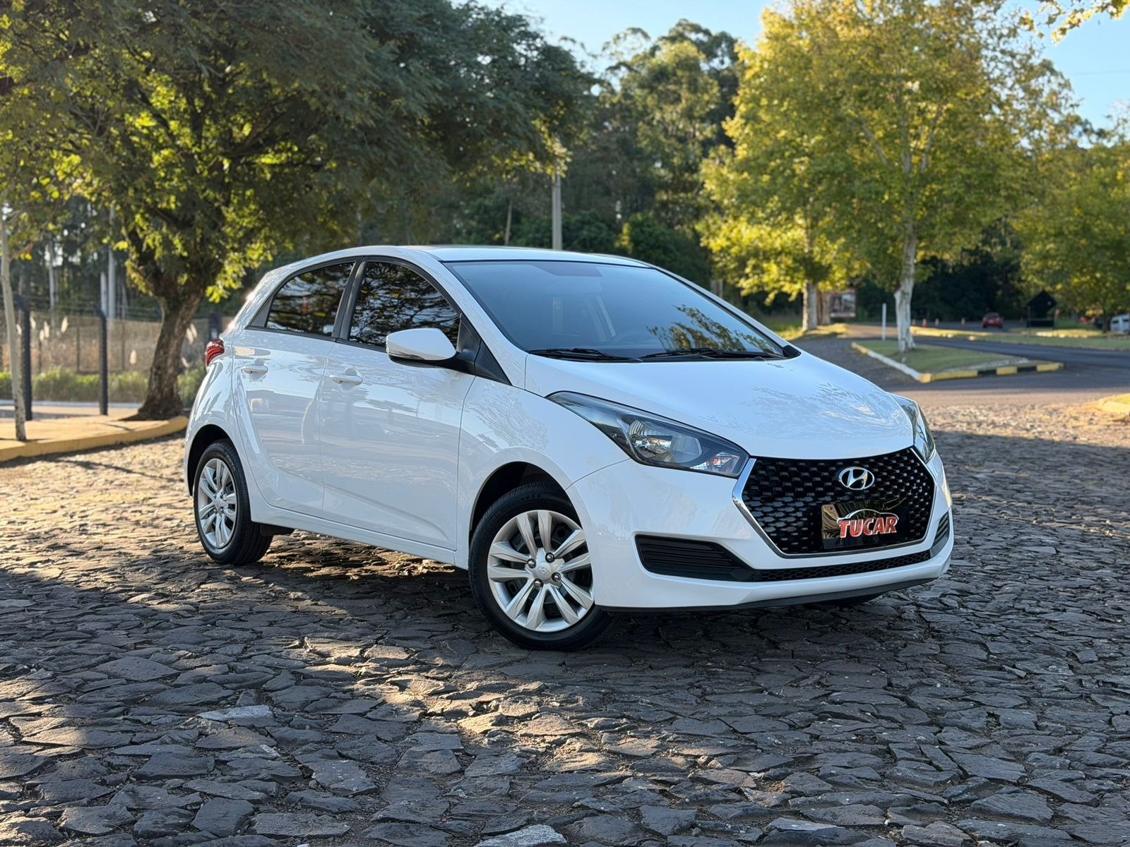 Hyundai HB20 C./C.Plus/C.Style 1.6 Flex 16V Mec. na cor Branco no Dois Irmãos / RS - 1036642