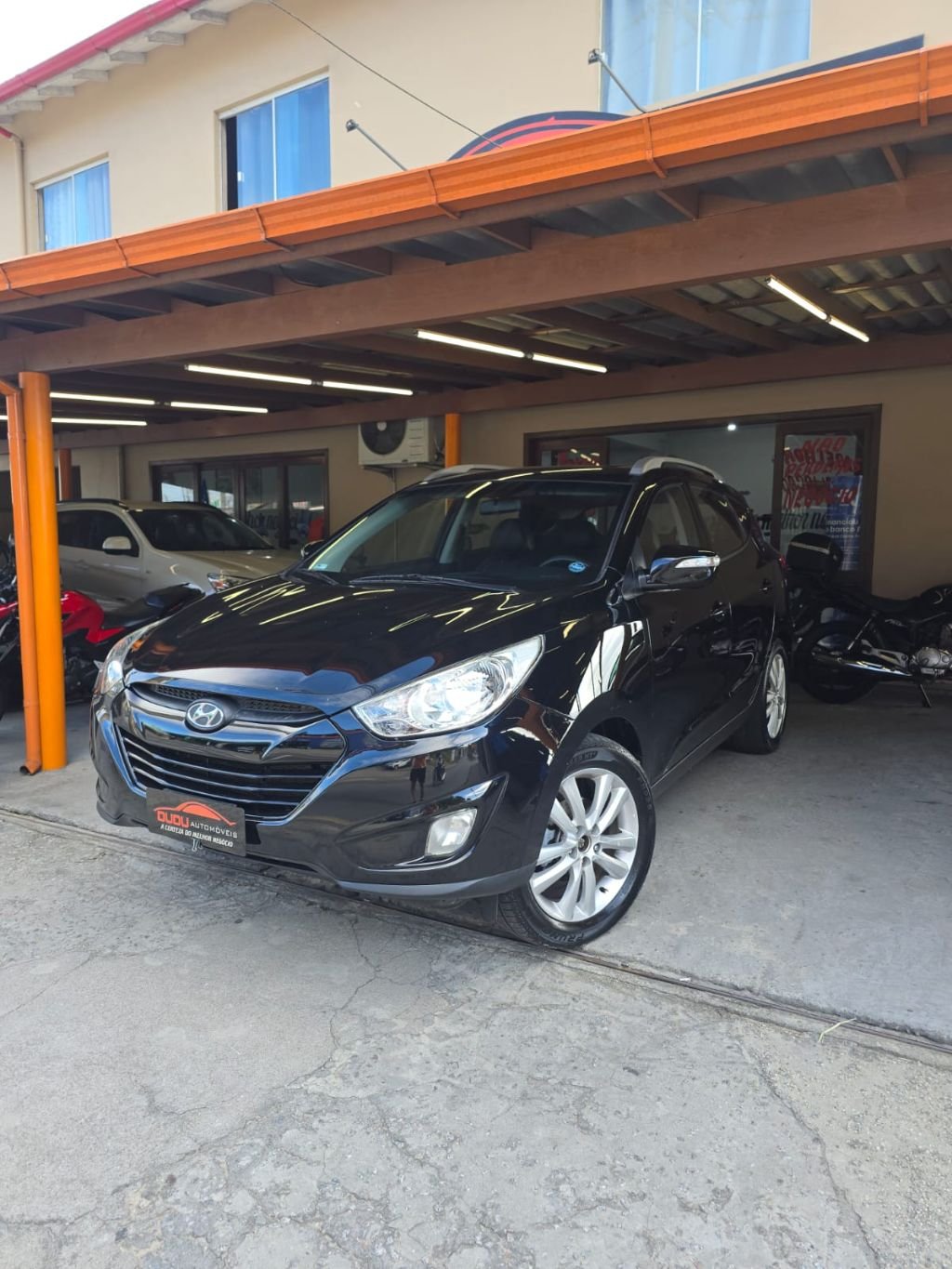 Hyundai Ix35 2.0 16V 170cv 2WD/4WD Mec. na cor Preto em São José / SC - 1037645