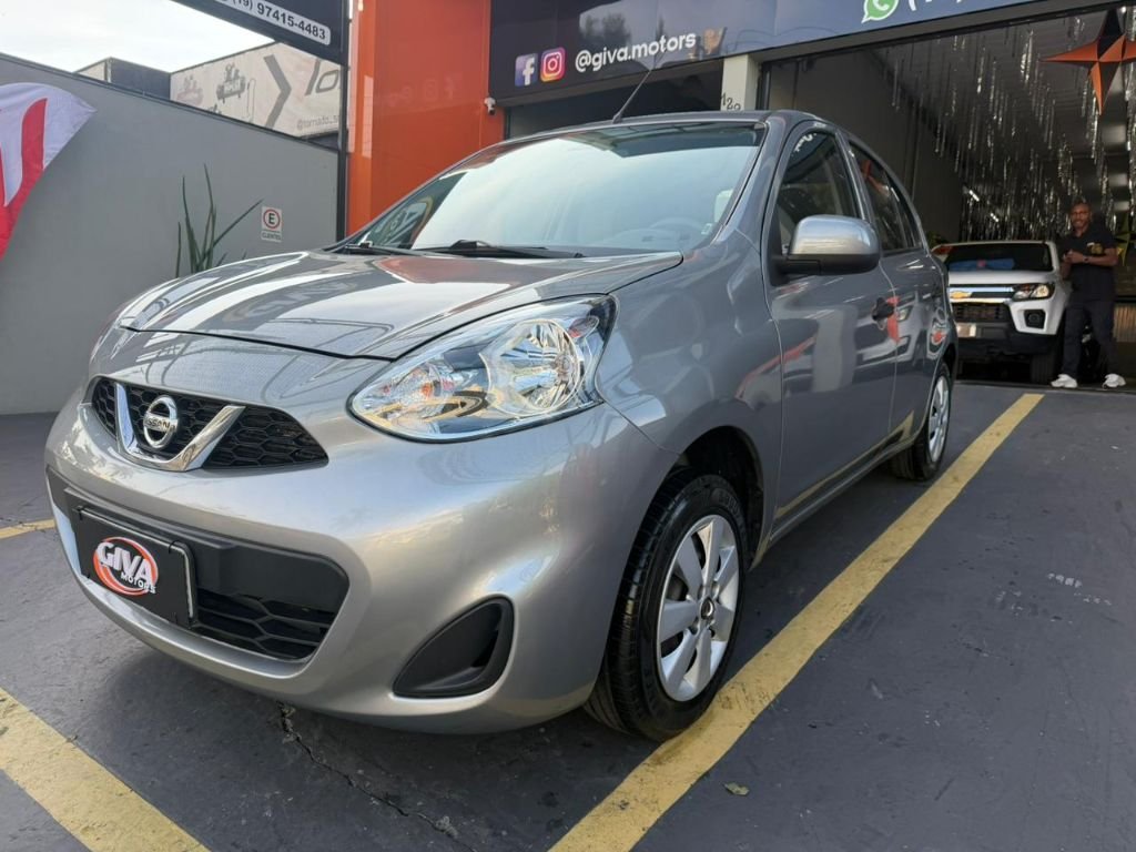 Nissan MARCH S 1.0 12V Flex 5p na cor Cinza em Campinas / SP - 1038069
