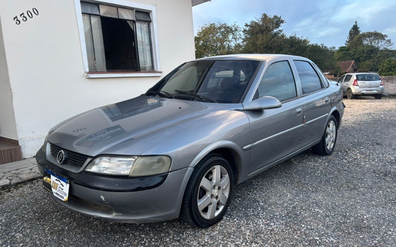 Chevrolet Vectra GLS/Expres.2.2/ 2.0 e 2.0 CD 8V na cor Prata em Campo Largo / PR - 1039935