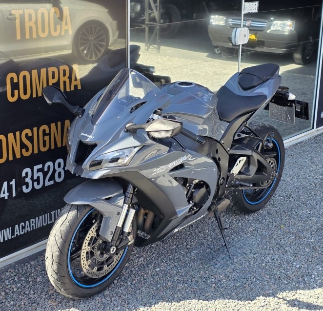 KAWASAKI NINJA ZX-10/ ZX-10R 1000cc/30TH Aniv.  na cor Cinza em Curitiba / PR - 10430