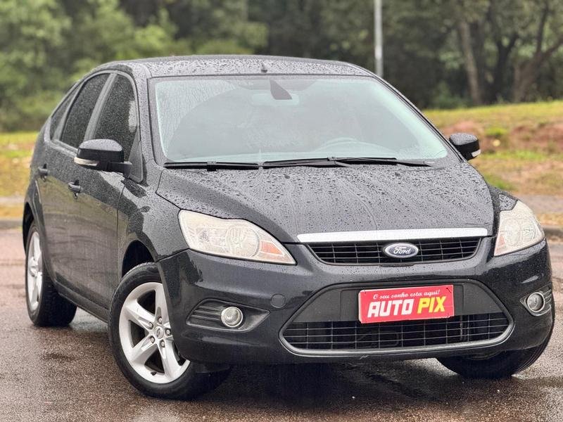 Ford Focus 1.6 S/SE/SE Plus Flex 8V/16V 5p na cor Preto em Curitiba / PR - 1043360