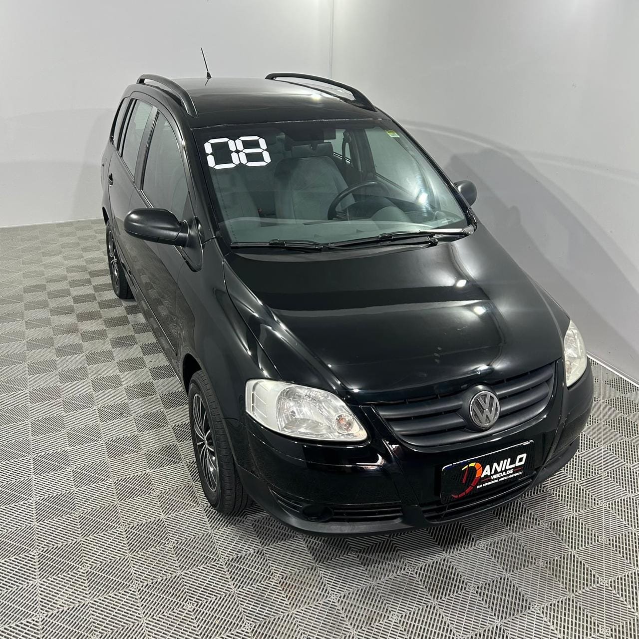 Volkswagen SPACEFOX 1.6/ 1.6 Trend Total Flex 8V 5p na cor Preto em Ponta Grossa / PR - 10597