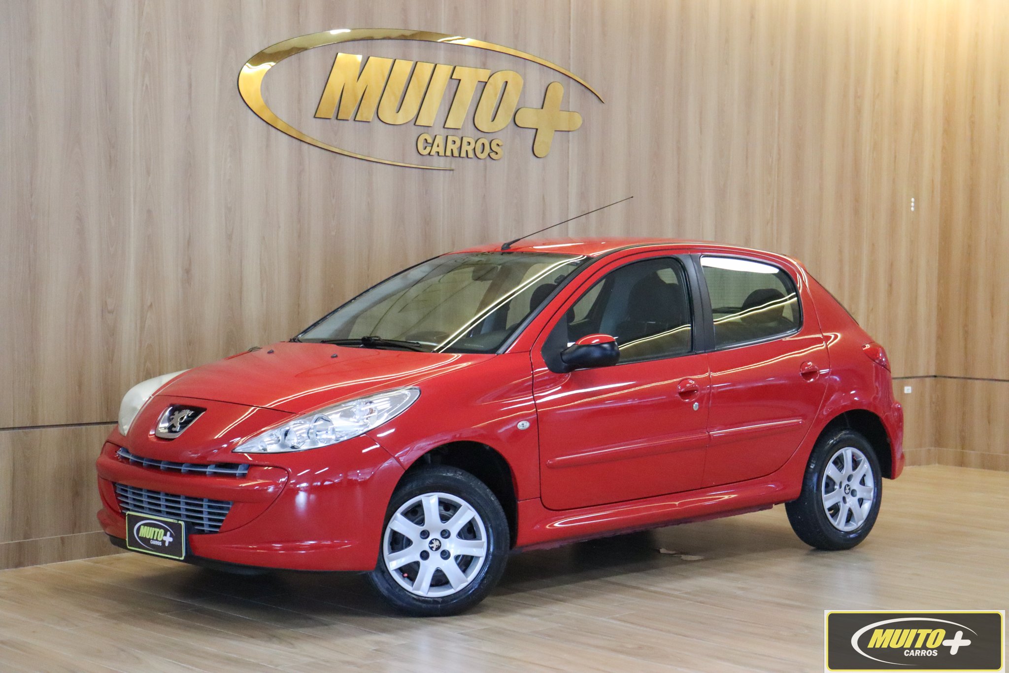 Peugeot 207 XR 1.4 Flex 8V 3p na cor Vermelho em São José / SC - 1061197