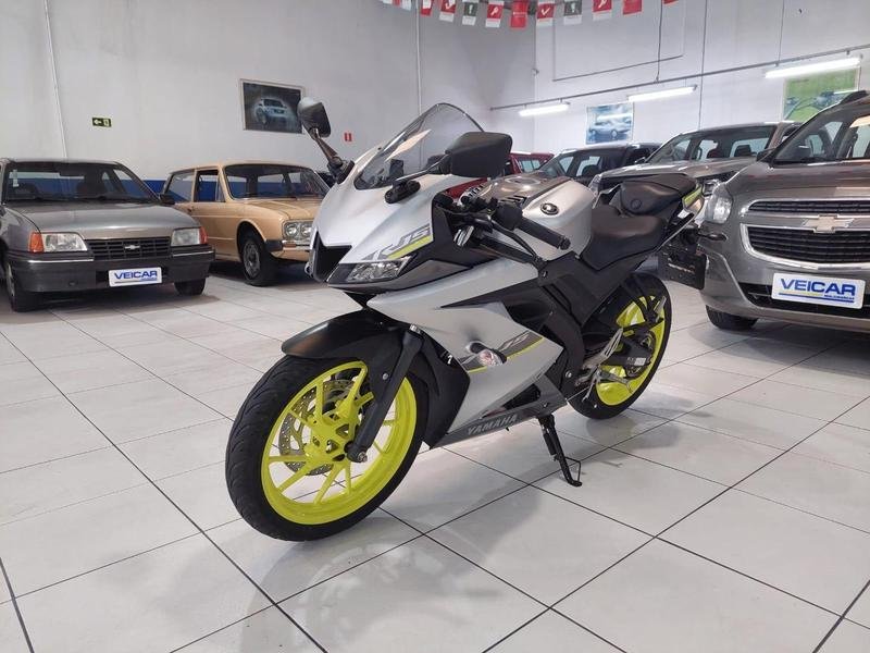 YAMAHA YZF R-15 155 ABS  na cor Prata em Curitiba / PR - 1069605
