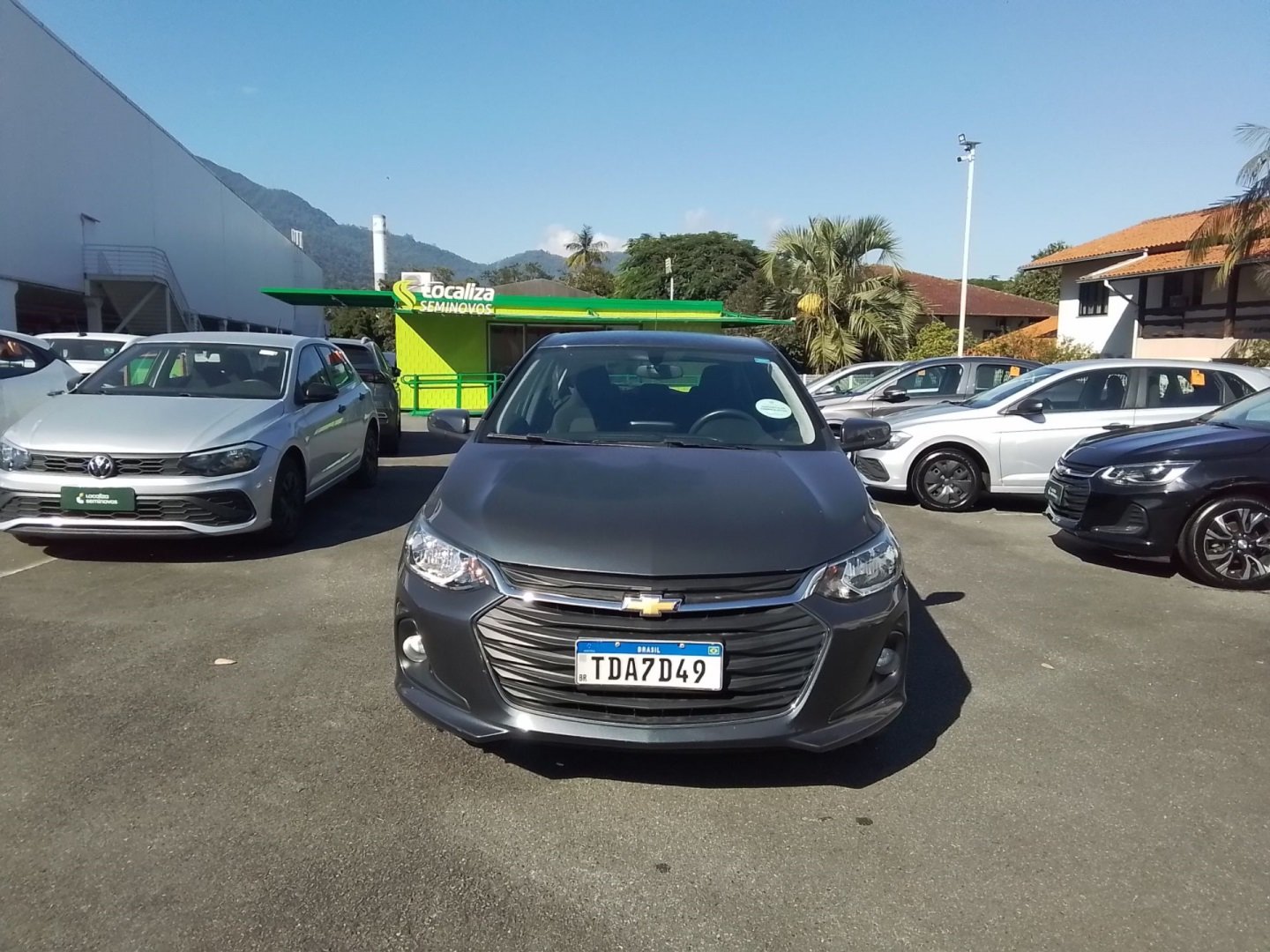 Chevrolet Onix HATCH LT 1.0 12V TB Flex 5p Mec. na cor Cinza em Jaraguá do Sul / SC - 1074813