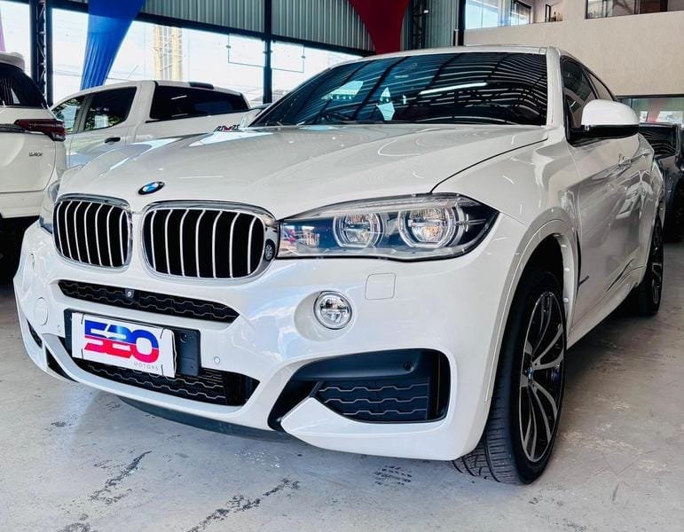 BMW X6 M 4.4 4x4 V8 32V Bi-Turbo Aut. na cor Branco em Ponta Grossa / PR - 10876