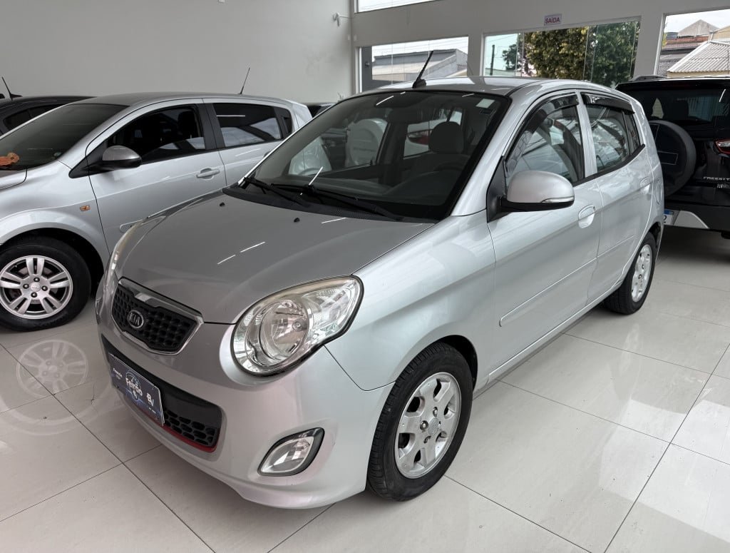 Kia Picanto EX 1.1/1.0/ 1.0 Flex Mec. na cor Cinza em Curitiba / PR - 10898
