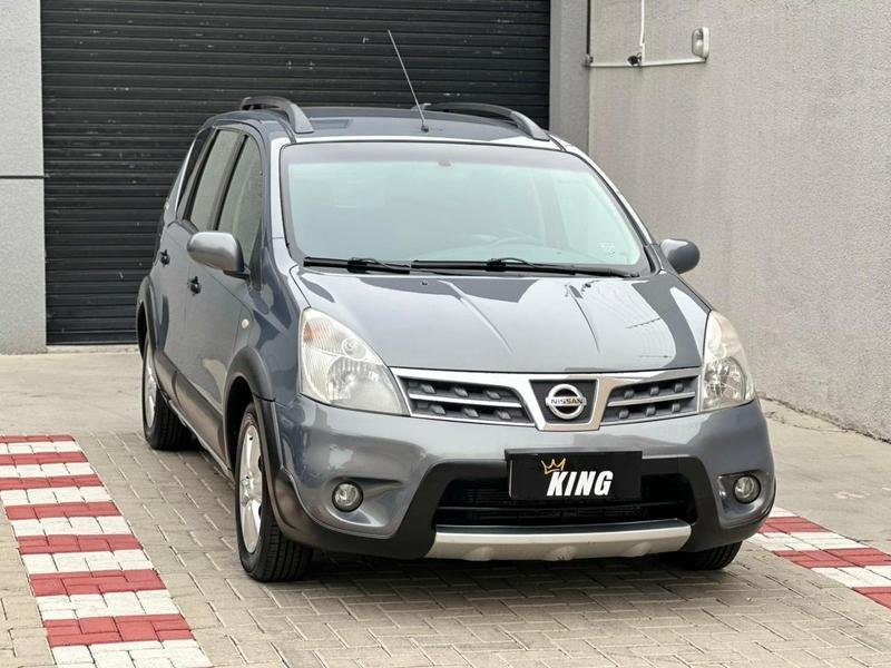 Nissan LIVINA X-GEAR SL/X-GEAR 1.8 Flex F. Aut. na cor Cinza em Curitiba / PR - 10913