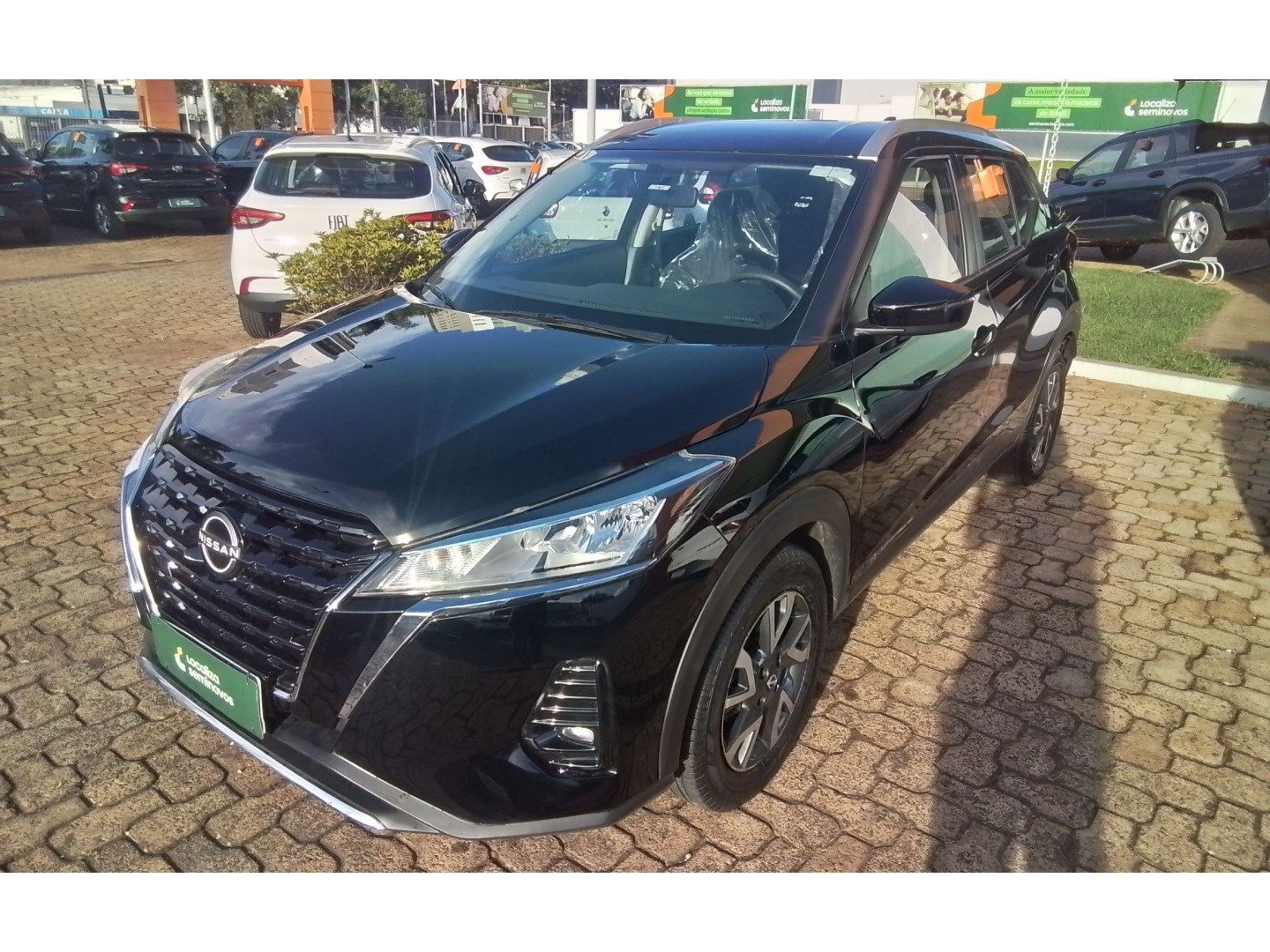 Nissan KICKS Sense 1.6 16V Flex Aut. na cor Preto em Maringá / PR - 1099398