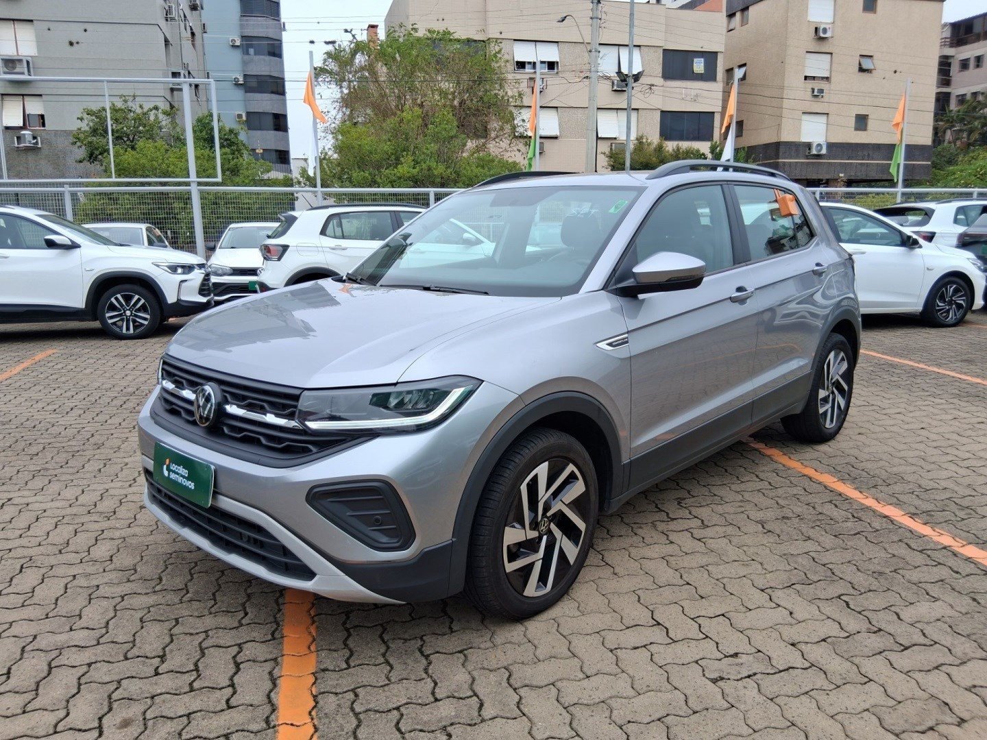 Volkswagen T-Cross Comfor. 200 TSI 1.0 Flex 5p Aut. na cor Prata em Lages / SC - 1099464