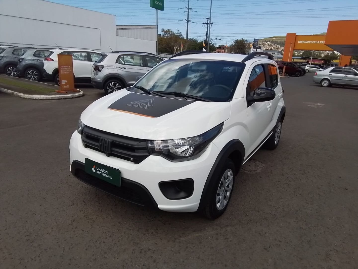 Fiat MOBI TREKKING 1.0 Flex 5p. na cor Branco no São Leopoldo / RS - 11011
