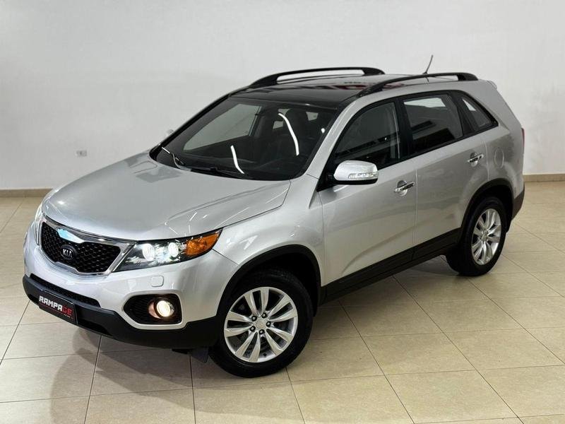 Kia Sorento 2.4 16V 4x2 Aut. na cor Cinza em Curitiba / PR - 11390