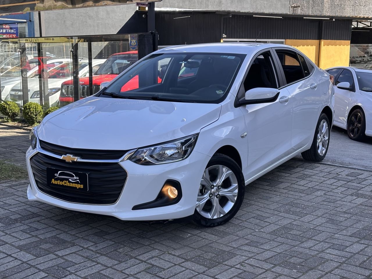 Chevrolet Onix SEDAN Plus LTZ 1.0 12V TB Flex Aut. na cor Branco em Curitiba / PR - 11437