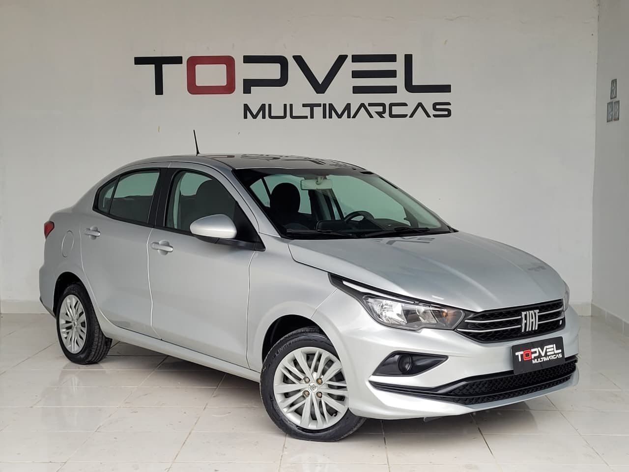 Fiat Cronos DRIVE 1.3 8V Flex na cor Cinza em São José / SC - 11610