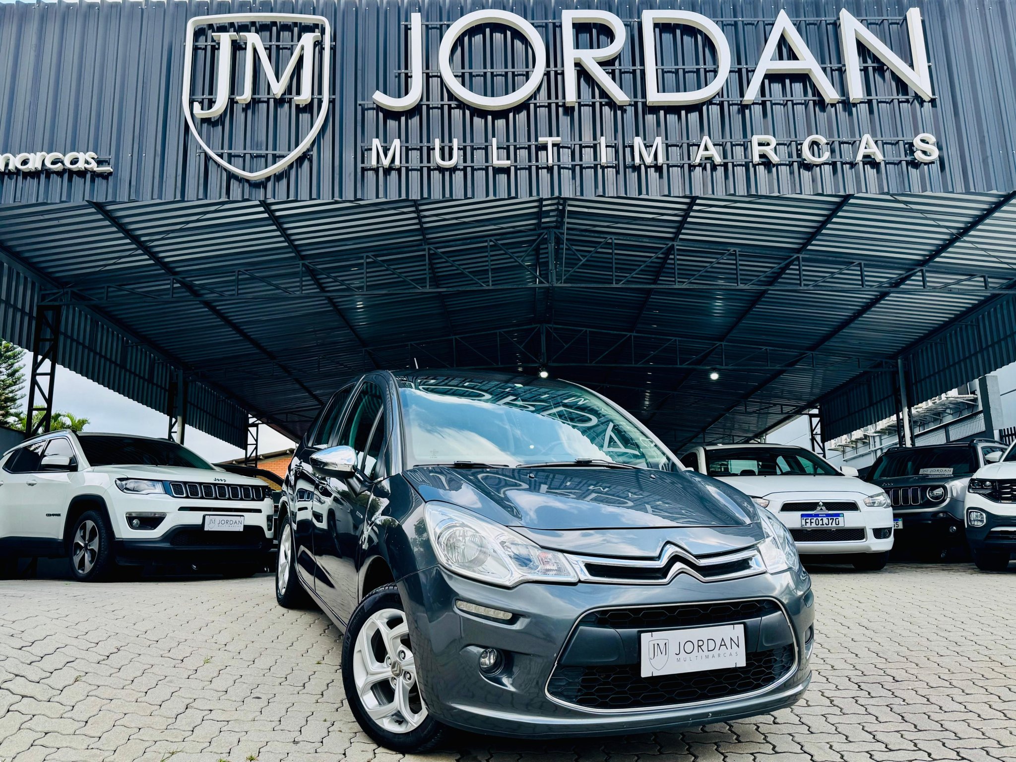 Citroën C3 Picasso Exclusive 1.6 Flex 16V 5p Mec na cor Cinza em Joinville / SC - 12685