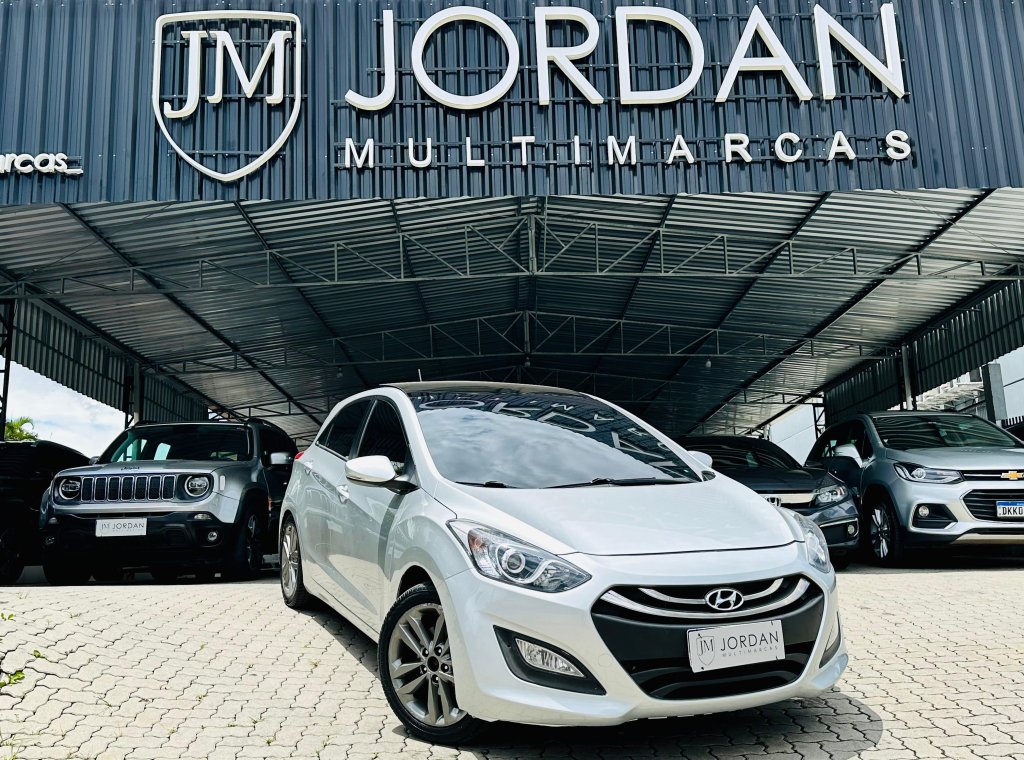 Hyundai i30 1.8 16V Aut. 5p na cor Prata em Joinville / SC - 12689