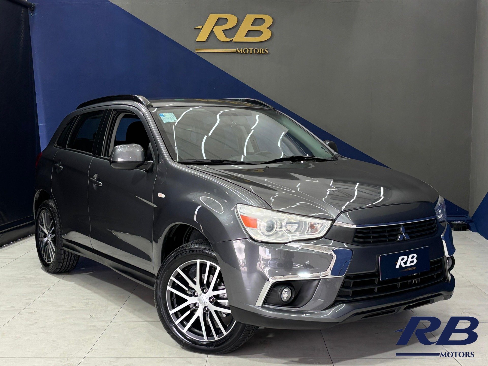 Mitsubishi ASX 2.0 16V 160cv Aut. na cor Cinza em Itajaí / SC - 13164