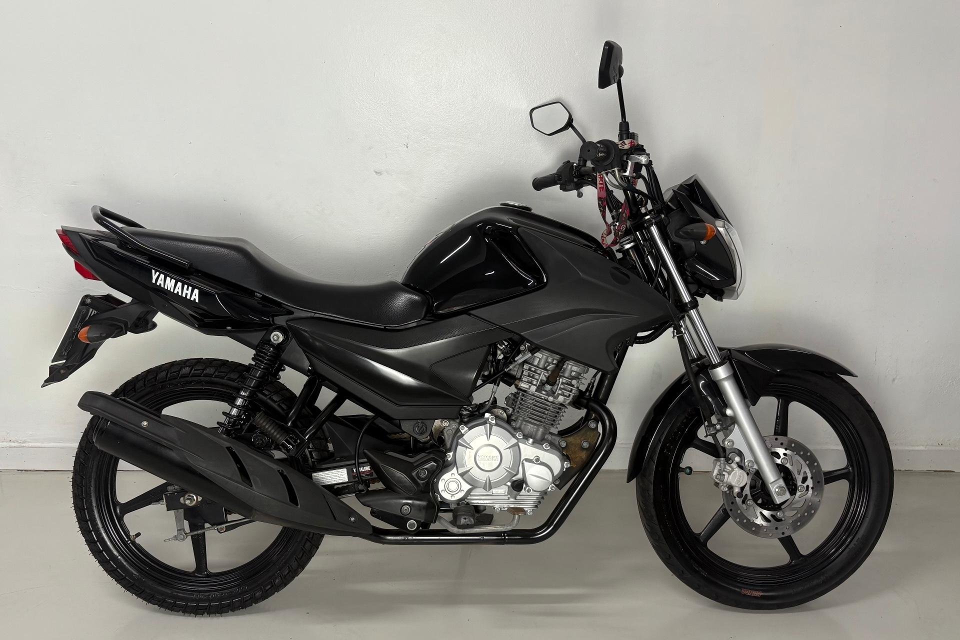 YAMAHA YBR 125 ED  na cor Preto em Itapiranga / SC - 13407