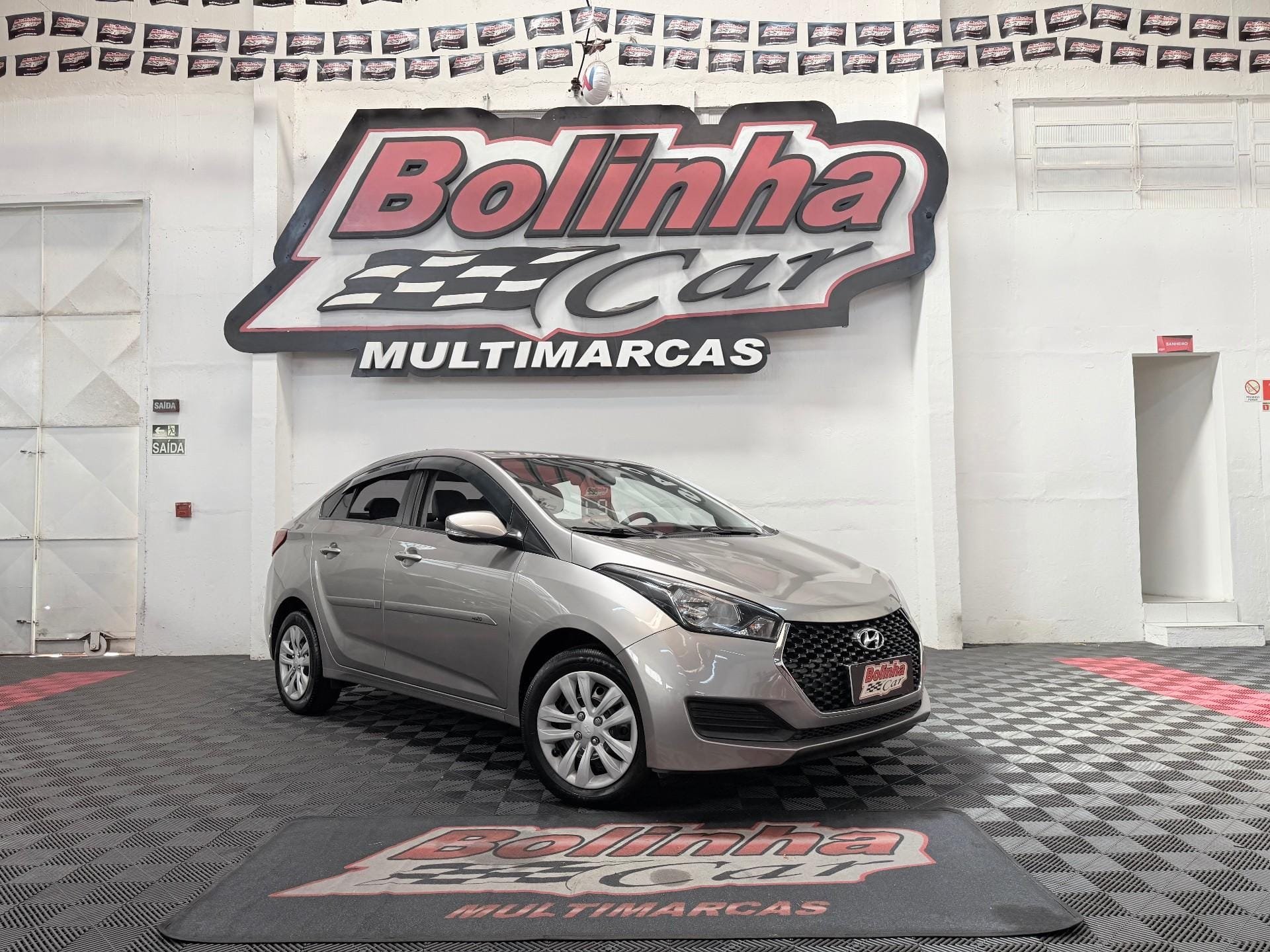 Hyundai HB20S C.Style/C.Plus1.6 Flex 16V Aut. 4p na cor Cinza no Guaíba / RS - 13445
