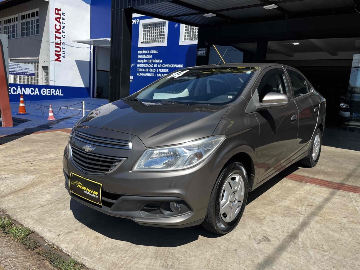 Chevrolet Prisma Sed. LT 1.0 8V FlexPower 4p na cor Cinza em Londrina / PR - 13540