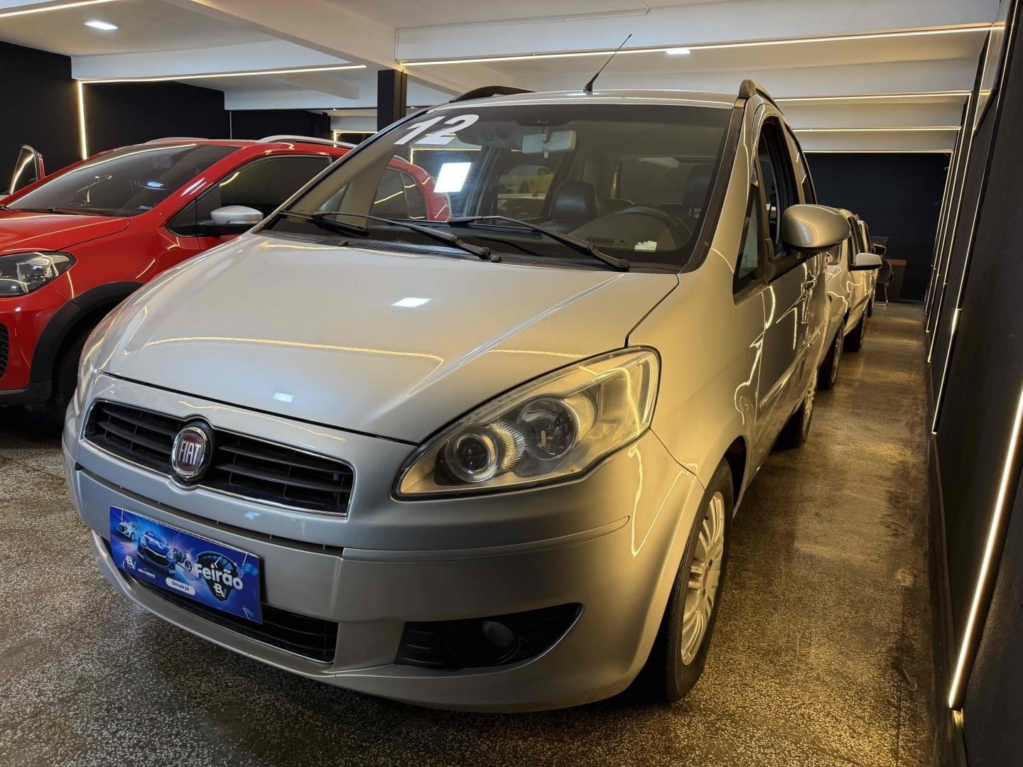Fiat Idea ESSENCE Dualogic 1.6 Flex 16V 5p na cor Cinza em Londrina / PR - 13557