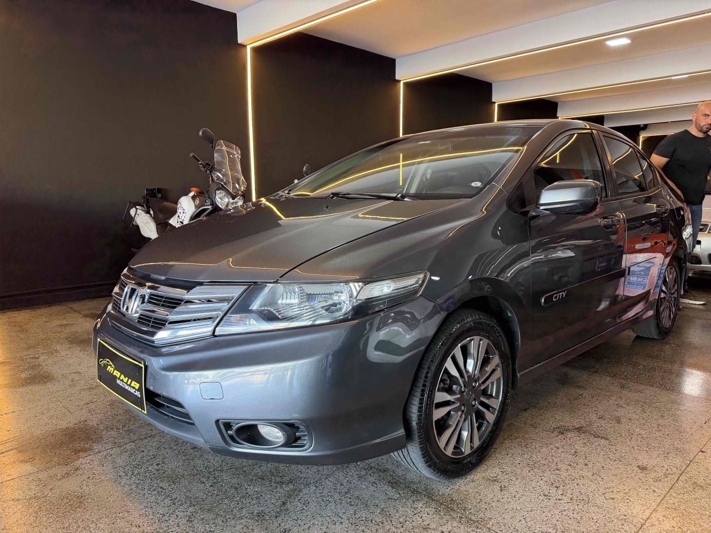 imagem de Sedan LX 1.5 Flex 16V 4p Aut.