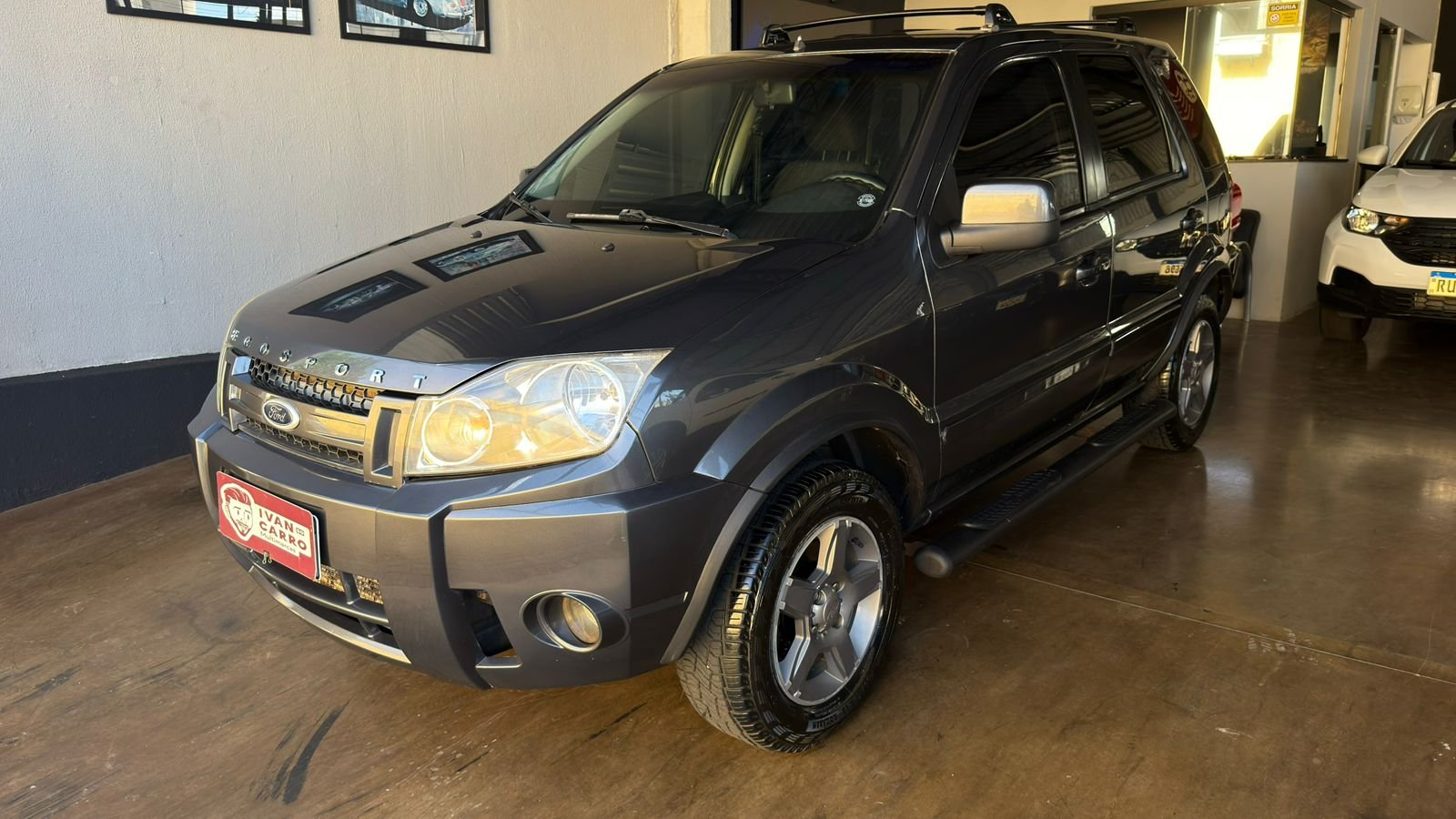 Ford EcoSport XLT 2.0/ 2.0 Flex 16V 5p Aut. na cor Cinza em Londrina / PR - 13590