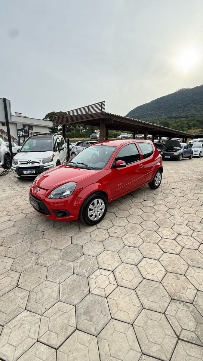 imagem de 1.0 8V/1.0 8V ST Flex 3p