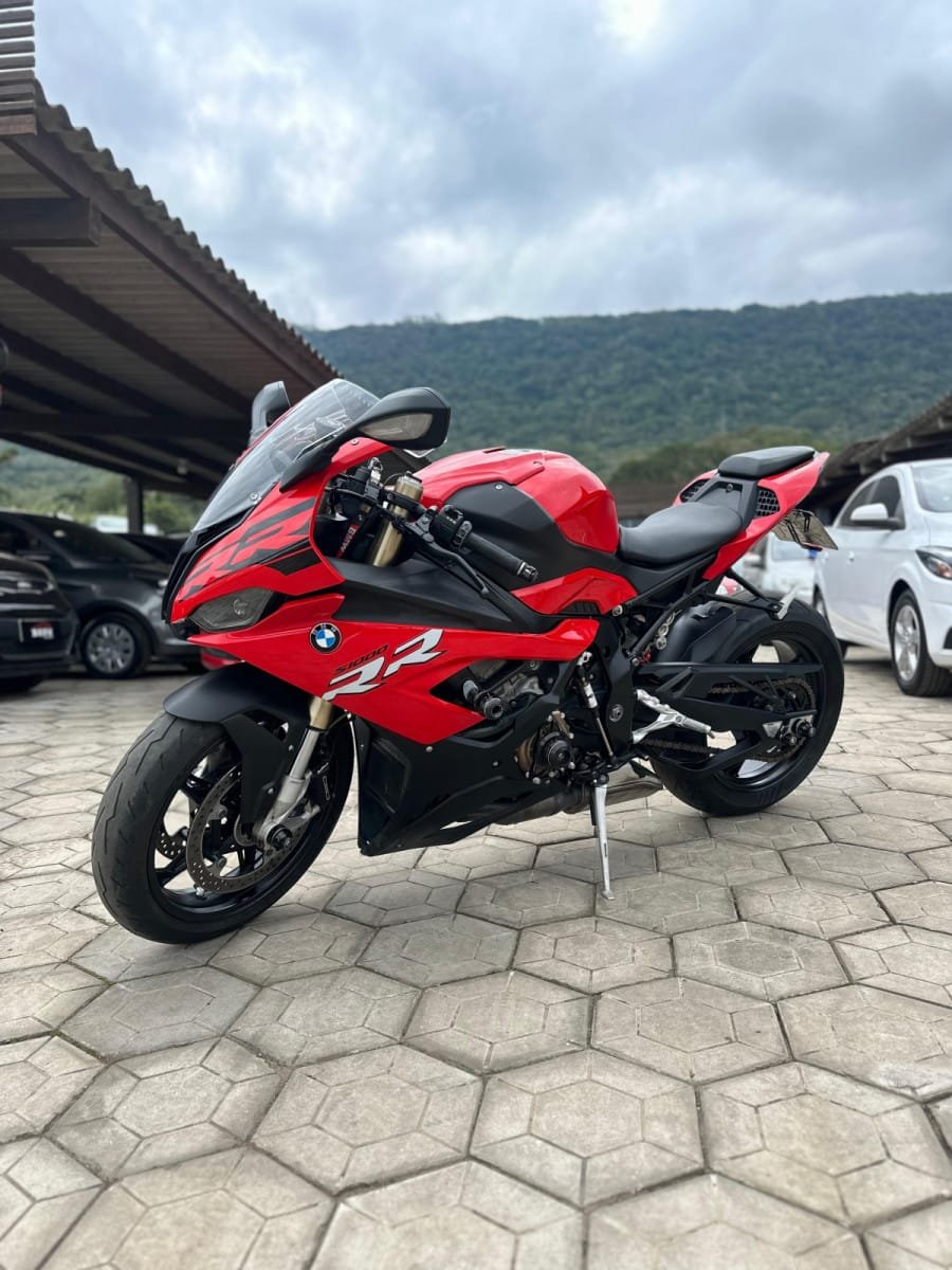 BMW S1000 RR HP4 Street  na cor Vermelho no Osório / RS - 13785