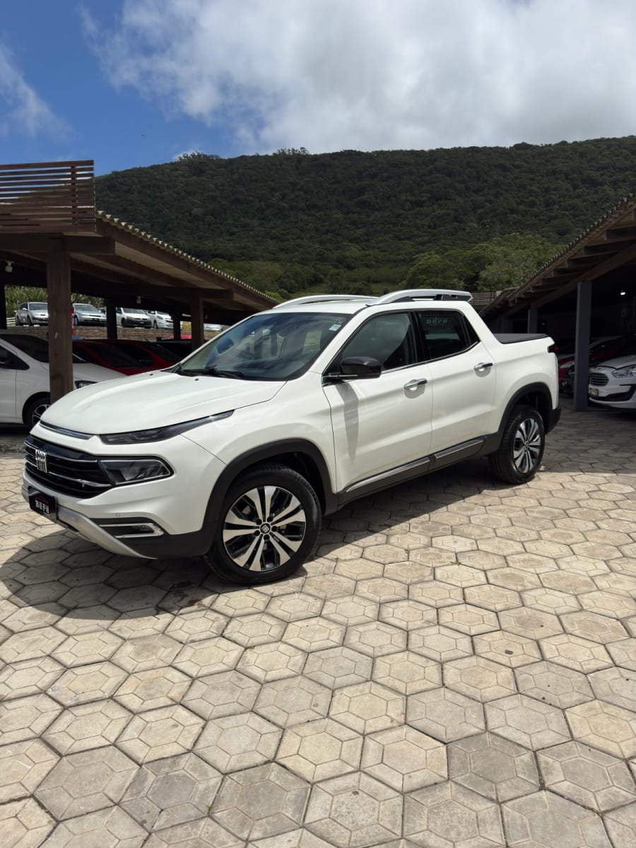 Fiat Toro Volcano 2.0 16V 4x4 TB Diesel Aut. na cor Branco no Osório / RS - 13840