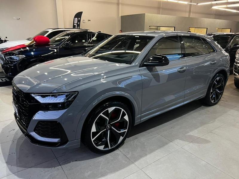 Audi RS Q8 4.0 Bi-TB V8 FSI Quattro Tiptronic na cor Cinza em Maringá / PR - 13862