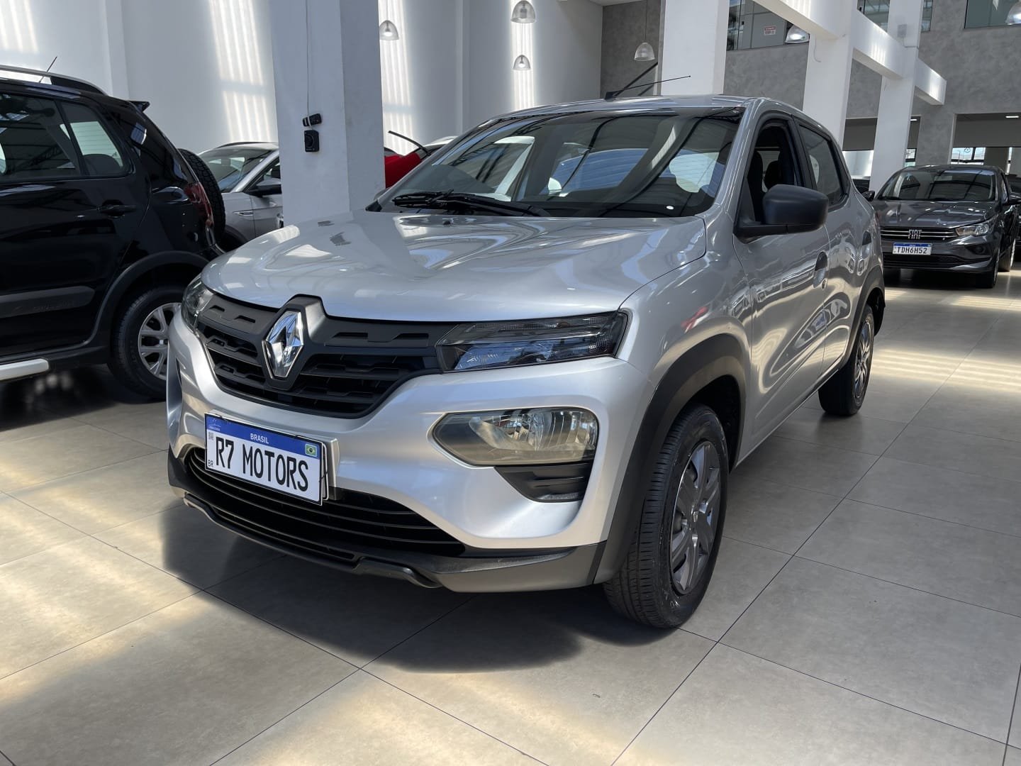 Renault KWID Zen 1.0 Flex 12V 5p Mec. na cor Cinza em Campinas / SP - 14164