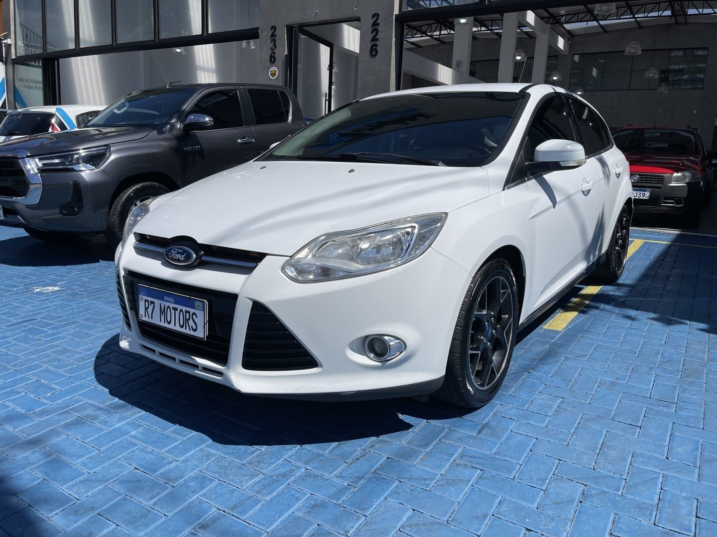 Ford Focus Sed. TI./TI.Plus 2.0 16V Flex Aut na cor Branco em Campinas / SP - 14167