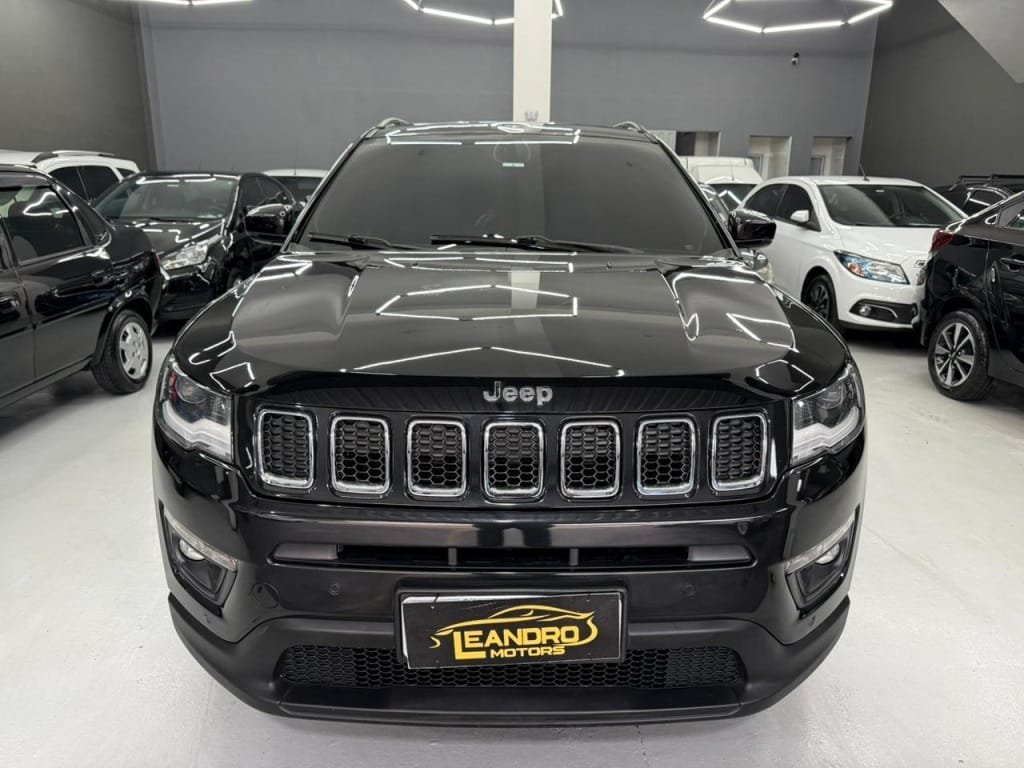 imagem de LONGITUDE 2.0 4x2 Flex 16V Aut.