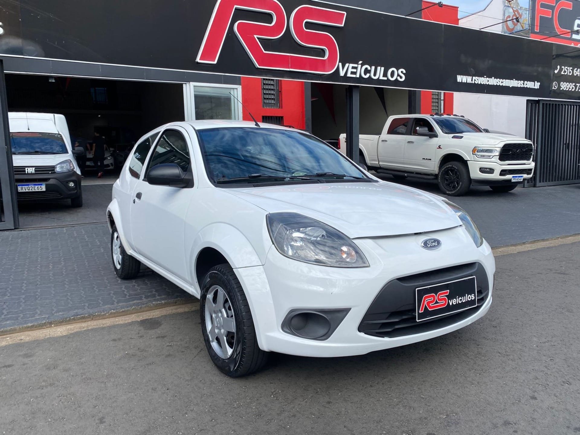 imagem de 1.0 8V/1.0 8V ST Flex 3p