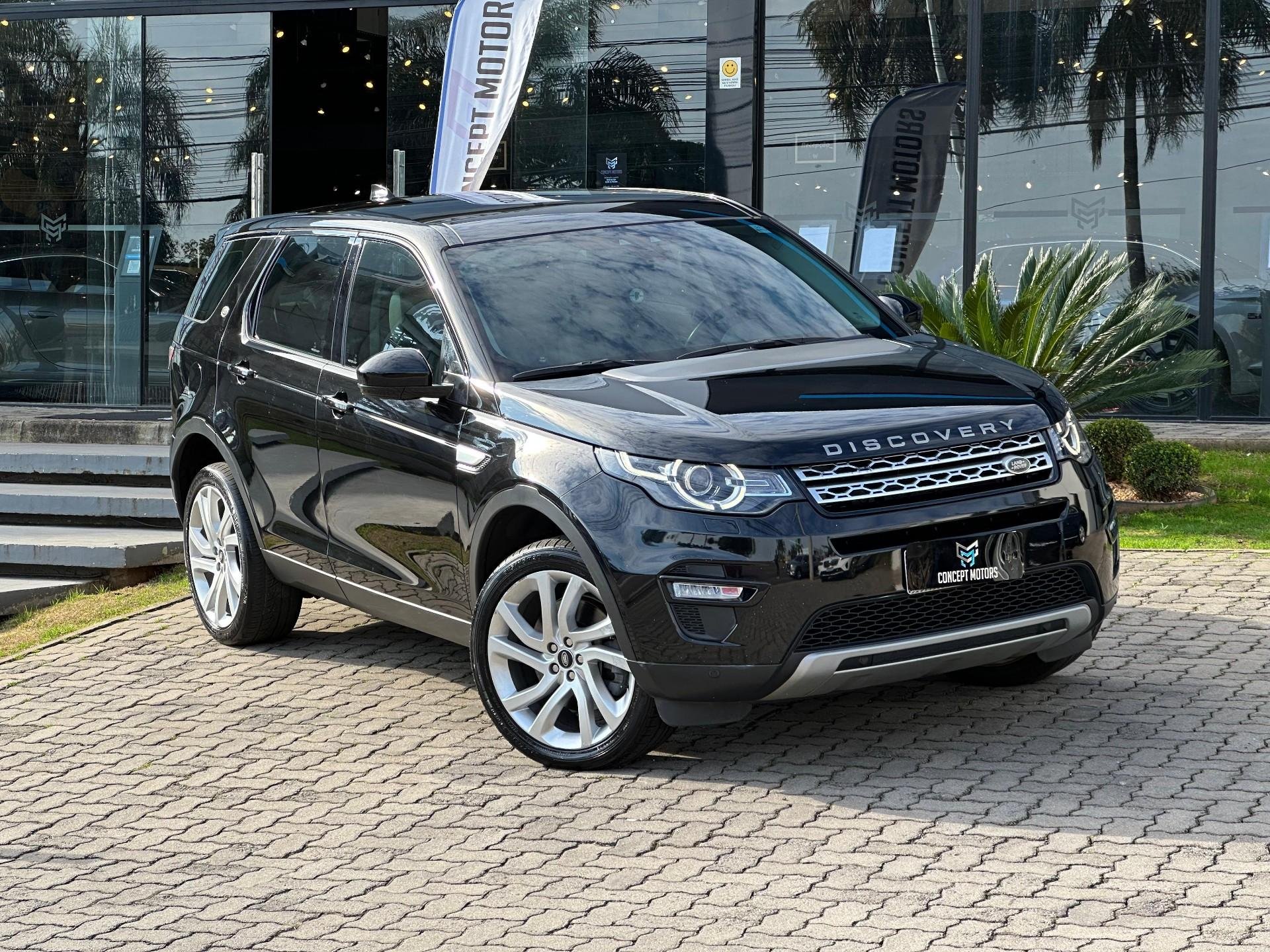 Land Rover Discovery Sport HSE 2.0 4x4 Diesel Aut. na cor Preto no Passo Fundo / RS - 15001
