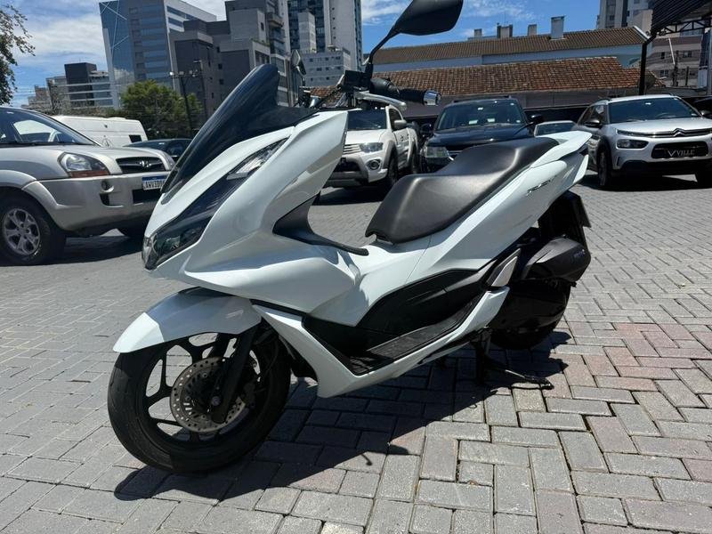 imagem de Black S Line 1.4 TFSI S-tronic