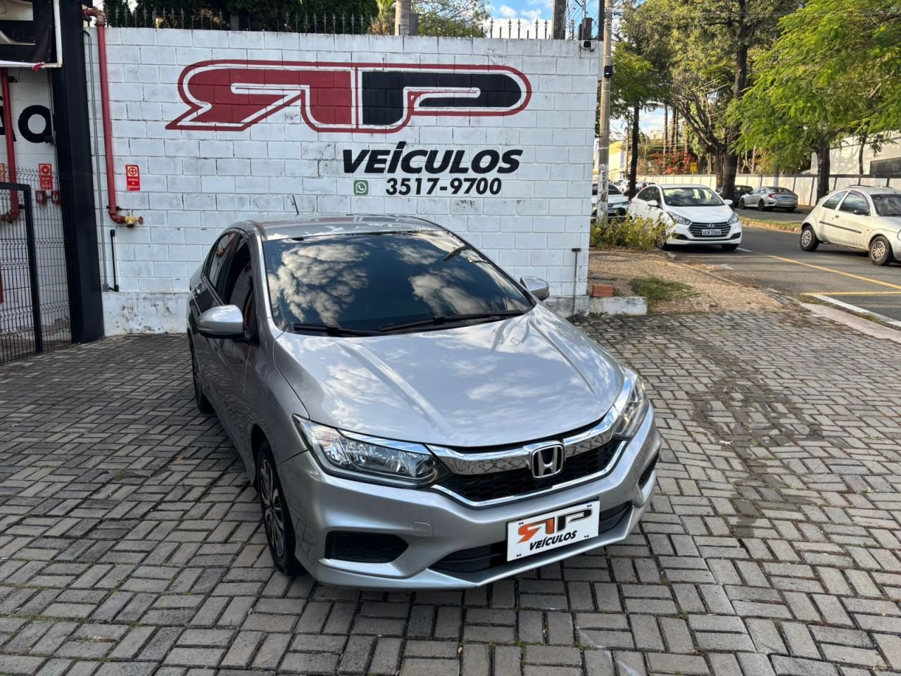 Honda City Sedan Personal 1.5 Flex 16V Aut. na cor Prata em Valinhos / SP - 15306