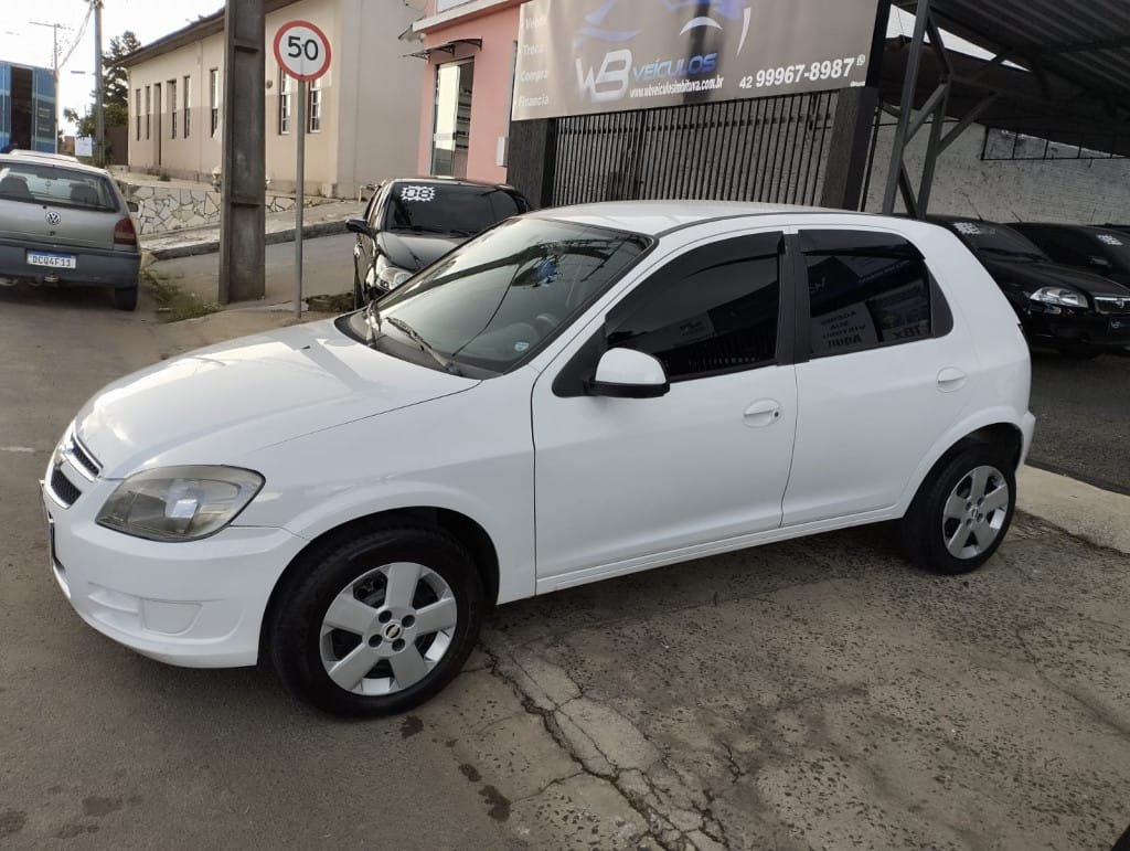 Chevrolet Celta Spirit/ LT 1.0 MPFI 8V FlexP. 5p na cor Branco em Imbituva / PR - 15569