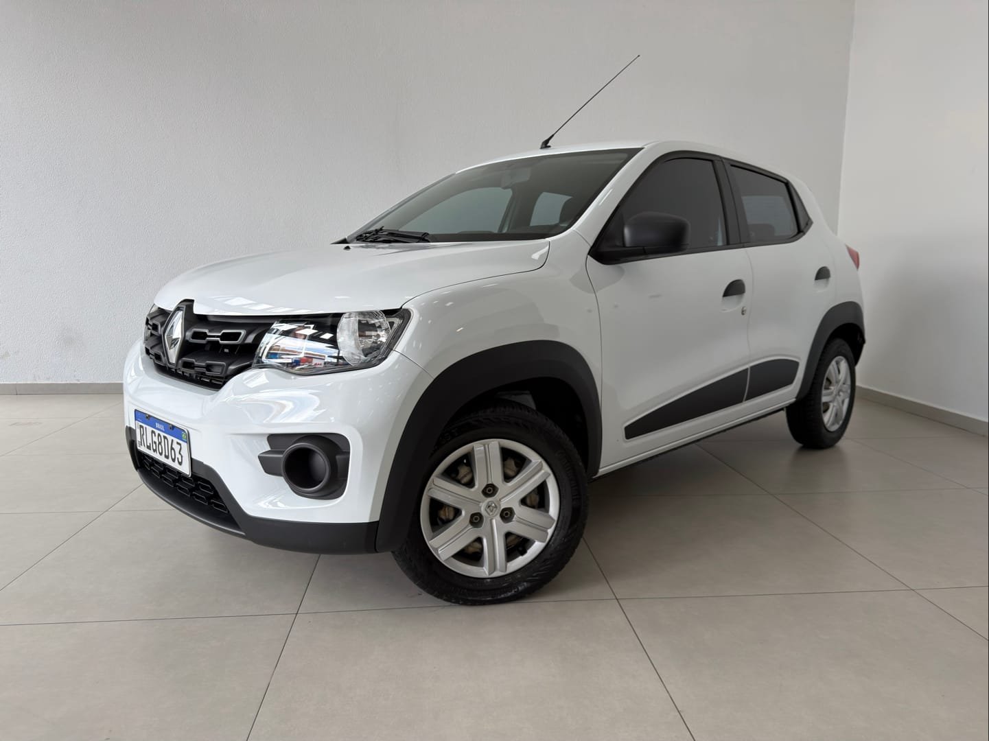 Renault Kwid Zen 1.0 Flex 12V 5p Mec. na cor Branco em Chapecó / SC - 15660