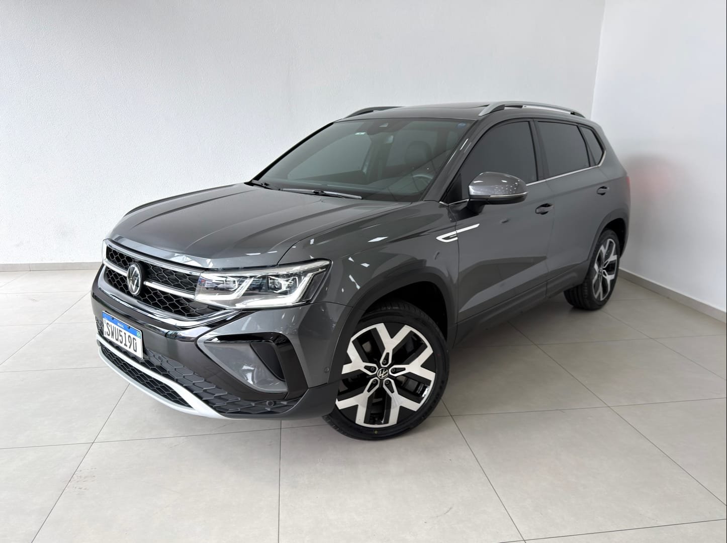 Volkswagen Taos Highline 1.4 250 TSI Flex Aut. na cor Cinza em Chapecó / SC - 15661